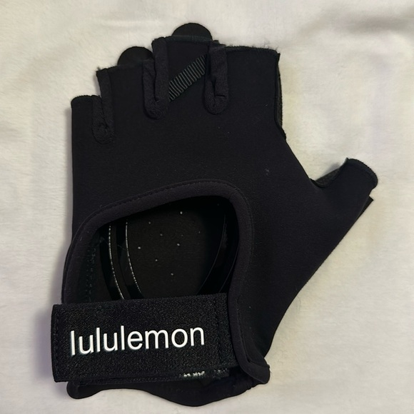 Lululemon Wunder Train Gloves - Picture 1 of 7